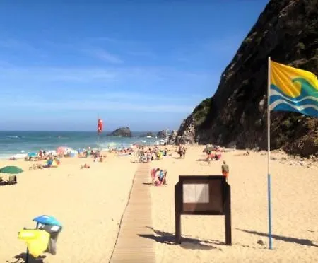 Prázdninový dům Theguesthouse - Beach House Sintra
